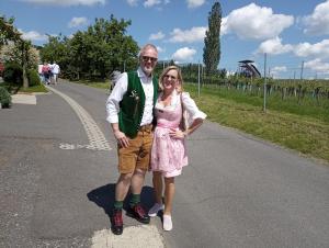 weinbluetenfest_tischen_2024 (10)