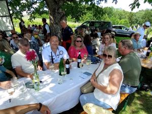 weinbluetenfest_tischen_2024 (13)